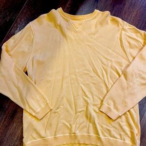 Men’s TOMMY BAHAMA pull over sweater Size Medium